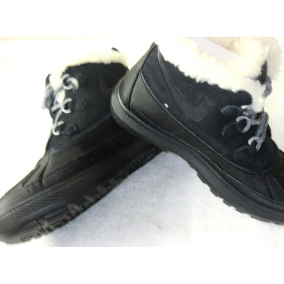 Women's Nike Woodside Chukka 2 All Weather Boots Black Anthracite Sizes NIB - Picture 4 of 6